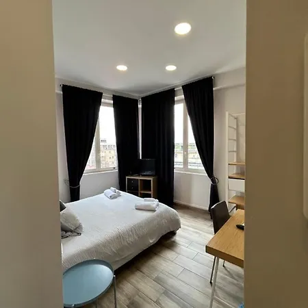 2naples Guest house